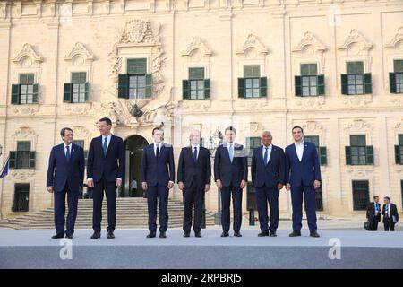 (190615) -- VALLETTA, 15. Juni 2019 (Xinhua) -- griechischer Premierminister Alexis Tsipras, portugiesischer Premierminister Antonio Costa, italienischer Premierminister Giuseppe Conte, maltesischer Premierminister Joseph Muscat, französischer Präsident Emmanuel Macron, spanischer Premierminister Pedro Sanchez und zyprischer Präsident Nicos Anastasiades (von R bis L) Teilnahme an einem Gipfeltreffen der südlichen EU-Mitgliedstaaten in Valletta, der Hauptstadt Maltas, am 14. Juni 2019. Sieben Staats- und Regierungschefs der südlichen EU-Mitgliedstaaten trafen sich am Freitag in Malta, wo sie Fragen von gemeinsamem Interesse erörterten, die von Migration bis Klimawandel und dem EU-Haushalt reichen. (X Stockfoto