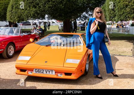 1990 Lamborghini Countach 25. Jahrestag beim Concours of Elegance im Hampton Court Palace London 2023 Stockfoto