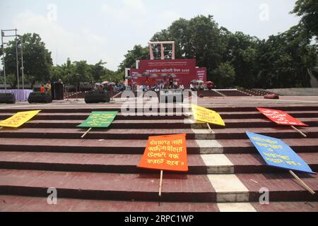 Dhaka Bangladesch, 09. August 2023. Bangladeshi Adivashi Forum organisierte eine Kundgebung anlässlich des internationalen Tages der indigenen Völker der Welt in der ce Stockfoto