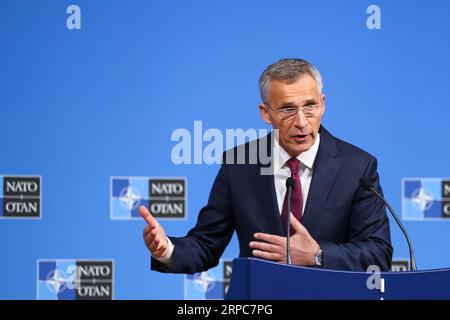 (190626) -- BRÜSSEL, 26. Juni 2019 -- NATO-Generalsekretär Jens Stoltenberg nimmt an einer Pressekonferenz während eines Treffens der NATO-Verteidigungsminister am NATO-Hauptquartier in Brüssel, Belgien, am 26. Juni 2019 Teil. Die Verteidigungsminister der NATO trafen sich am Mittwoch in Brüssel, um zwei Tage lang Gespräche über die wichtigsten Sicherheitsfragen aufzunehmen. ) BELGIEN-BRÜSSEL-NATO-VERTEIDIGUNGSMINISTERTREFFEN ZHANGXCHENG PUBLICATIONXNOTXINXCHN Stockfoto