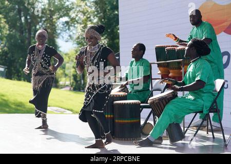 (190630) -- Peking , 30. Juni 2019 -- Künstler treten während der Veranstaltung des Senegal Day auf der Internationalen Gartenbauausstellung in Peking, der Hauptstadt Chinas, am 30. Juni 2019 auf. Der Senegal Day begann hier am Sonntag. ) CHINA-PEKING-GARTENBAU EXPO-SENEGAL DAY (CN) JUXHUANZONG PUBLICATIONXNOTXINXCHN Stockfoto