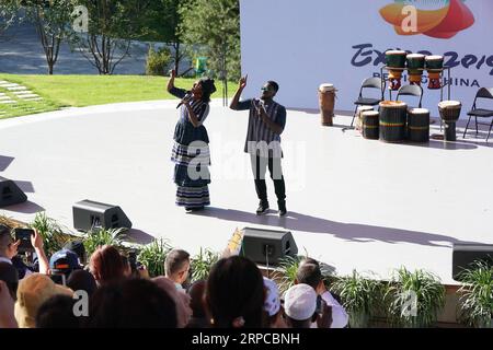 (190630) -- Peking , 30. Juni 2019 -- Künstler treten während der Veranstaltung des Senegal Day auf der Internationalen Gartenbauausstellung in Peking, der Hauptstadt Chinas, am 30. Juni 2019 auf. Der Senegal Day begann hier am Sonntag. ) CHINA-PEKING-GARTENBAU EXPO-SENEGAL DAY (CN) JUXHUANZONG PUBLICATIONXNOTXINXCHN Stockfoto