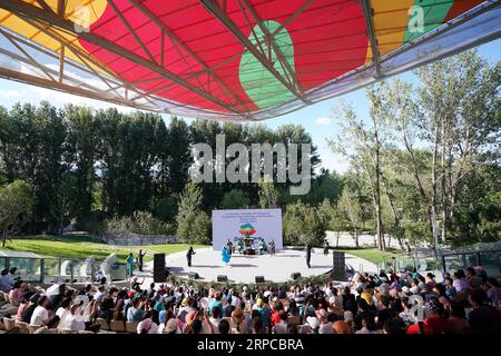(190630) -- Peking , 30. Juni 2019 -- Künstler treten während der Veranstaltung des Senegal Day auf der Internationalen Gartenbauausstellung in Peking, der Hauptstadt Chinas, am 30. Juni 2019 auf. Der Senegal Day begann hier am Sonntag. ) CHINA-PEKING-GARTENBAU EXPO-SENEGAL DAY (CN) JUXHUANZONG PUBLICATIONXNOTXINXCHN Stockfoto
