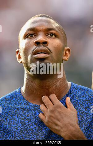 Milano, Italien. September 2023. Marcus Thuram von Inter erwärmt sich während des Spiels der Serie A zwischen Inter und Fiorentina in Giuseppe Meazza in Mailand. (Foto: Gonzales Photo/Alamy Live News Stockfoto