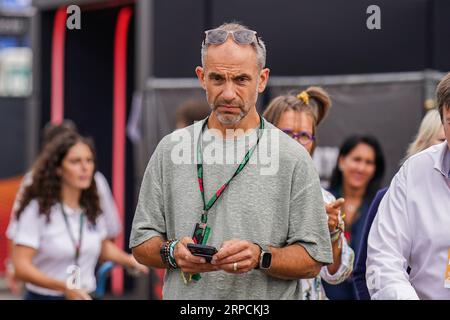 Adam Norris, Vater von Lando Norris 4 (GBR), McLaren MCL60, PURE Scooter, während der FORMEL 1 HEINEKEN DUTCH GRAND PRIX 2023 auf dem CM.com Circuit Zandvoort, Niederlande am 25. August 2023 Stockfoto