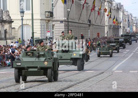 (190722) -- BRÜSSEL, 22. Juli 2019 -- Eine Parade findet während der Feierlichkeiten zum Belgischen Nationalfeiertag am 21. Juli 2019 in Brüssel, Belgien, statt. Anlässlich des Belgischen Nationalfeiertags wurde am Sonntag im Zentrum von Brüssel eine große Parade organisiert. ) BELGIEN-BRÜSSEL-NATIONALFEIERTAG WangxXiaojun PUBLICATIONxNOTxINxCHN Stockfoto