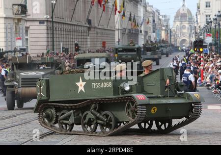 (190722) -- BRÜSSEL, 22. Juli 2019 -- Eine Parade findet während der Feierlichkeiten zum Belgischen Nationalfeiertag am 21. Juli 2019 in Brüssel, Belgien, statt. Anlässlich des Belgischen Nationalfeiertags wurde am Sonntag im Zentrum von Brüssel eine große Parade organisiert. ) BELGIEN-BRÜSSEL-NATIONALFEIERTAG WangxXiaojun PUBLICATIONxNOTxINxCHN Stockfoto