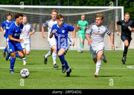 Swansea, Wales. 2. September 2023. Trey George aus Cardiff City während des Spiels des U18 Professional Development League Cup zwischen Swansea City und Cardiff City an der Swansea City Academy in Swansea, Wales, UK am 2. September 2023. Quelle: Duncan Thomas/Majestic Media. Stockfoto