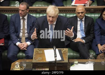 Nachrichten Themen der Woche KW30 Nachrichten Bilder des Tages 190725 -- LONDON, 25. Juli 2019 Xinhua -- der britische Premierminister Boris Johnson Front gibt seine erste Erklärung im britischen Unterhaus am 25. Juli 2019 ab. Jessica Taylor/UK Parliament/Handout via Xinhua HOC OBLIGATORISCHER KREDIT: UK Parliament/Jessica Taylor BRITAIN-LONDON-BORIS JOHNSON-HOUSE OF COMMONS-STATEMENT PUBLICATIONxNOTxINxCHN Stockfoto