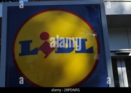 04. September 2023/ Deutsche Lidl-Lebensmittelkette in Herlev, dänische Hauptstadt Kopenhagen, Dänemark. (Foto: Francis Joseph Dean/Dean Pictures) Stockfoto