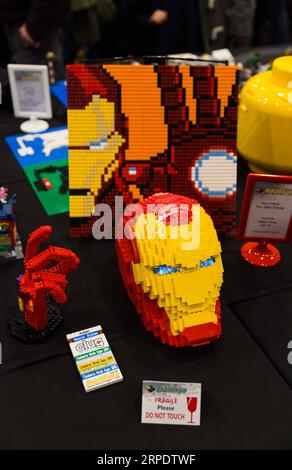 (190812) -- CANBERRA, 12. August 2019 -- LEGO Works of Iron man Tribute wird auf der Brick Expo in Canberra, Hauptstadt von Australien, am 11. August 2019 ausgestellt. Im Hellenic Club von Canberra zog die zweitägige ausstellung mit LEGO-Werken viele Besucher an. (Foto: /Xinhua) AUSTRALIA-CANBERRA-LEGO-BRICK EXPO LiuxChangchang PUBLICATIONxNOTxINxCHN Stockfoto