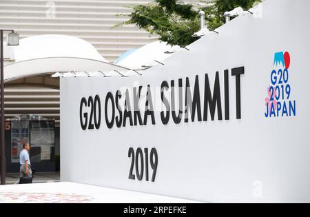 (190828) -- PEKING, 28. August 2019 -- Foto vom 27. Juni 2019 zeigt den Eingang des Medienzentrums des 14. Gipfels der Gruppe der 20 (G20) in Osaka, Japan. ) Xinhua-Schlagzeilen: Veränderungen, Herausforderungen und Entscheidungen – China wird von dem Weg angetrieben, den es einschlägt WangxJingqiang PUBLICATIONxNOTxINxCHN Stockfoto