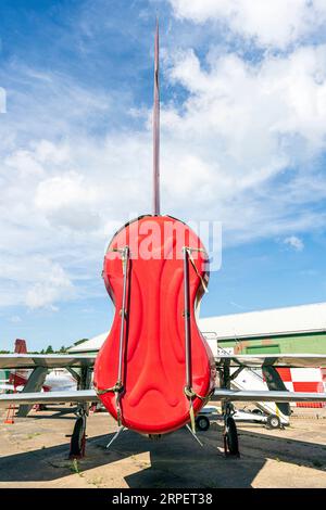 English Electric Lightning F6 im RAF Manston History Museum in Kent. Seltene Ansicht von zweimotorigem Auspuff und Heckplane und Lamelle. Stockfoto