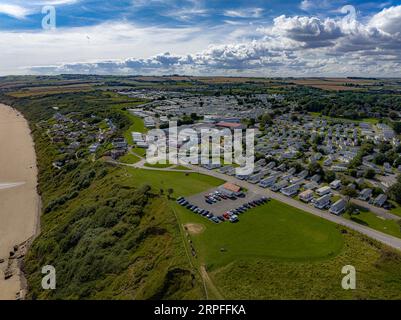 HAVEN Holidays Primrose VALLEY Holiday Park, North Yorkshire, einschließlich des bald zu sein Weatherspoon 'Mash and Barrel' aus der Luft, aus der Luft, Vogelperspektive Stockfoto