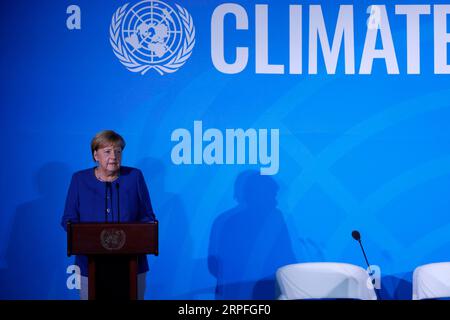 190924 -- VEREINTEN NATIONEN, 24. September 2019 -- Bundeskanzlerin Angela Merkel spricht am 23. September 2019 im UN-Hauptquartier in New York zum UN-Klimagipfel. UN-KLIMAGIPFEL LixMuzi PUBLICATIONxNOTxINxCHN Stockfoto