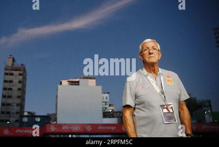 190927 -- PEKING, 27. September 2019 -- Cheftrainer des chinesischen Fußballteams Marcello Lippi posiert vor einer Pressekonferenz in Male, Malediven, 9. September 2019. Porträts von Sept. 2019 WangxShen PUBLICATIONxNOTxINxCHN Stockfoto