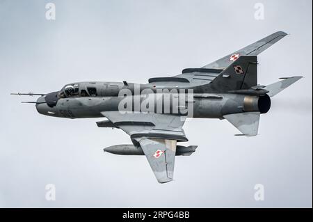 Der Sukhoi Su-22 'Fitter' mit variabler Kehrflügelbomber der polnischen Luftwaffe. Stockfoto