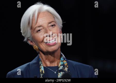 191008 -- WASHINGTON, 8. Oktober 2019 -- Christine Lagarde, ehemalige Geschäftsführerin des Internationalen Währungsfonds IWF, spricht während eines Interviews mit Xinhua in Washington D.C., USA, am 19. September 2019. Interview: Der ehemalige IWF-Chef Lagarde ruft zu einem neuen Multilateralismus auf: U.S.-WASHINGTON-CHRISTINE LAGARDE-INTERVIEW LiuxJie PUBLICATIONxNOTxINxCHN Stockfoto