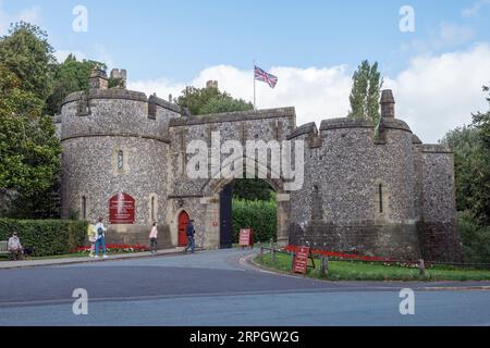 Der Haupteingang von Arundel Castle, Arundel, West Sussex, Großbritannien. Stockfoto