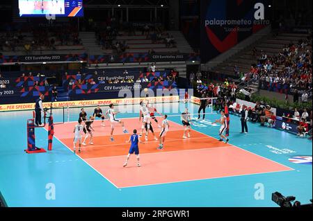 Ancona, Italien. September 2023. Spieletappen während des Spiels Italien gegen die Schweiz, CEV Eurovolley Men Match in Ancona, Italien, 04. September 2023 Credit: Independent Photo Agency/Alamy Live News Stockfoto