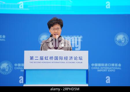 191105 -- SHANGHAI, 5. November 2019 -- Chief Executive of Hong Kong Special Administrative Region HKSAR Carrie Lam spricht die parallele Sitzung Künstliche Intelligenz und innovative Entwicklung des zweiten Hongqiao International Economic Forum in Shanghai, Ostchina, 5. November 2019 an. CIIECHINA-SHANGHAI-HONGQIAO-PARALLEL SESSION-ARTIFIZIELLE INTELLIGENZ UND INNOVATIVE DEVELOPMENTCN YINXGANG PUBLICATIONXNOTXINXCHN Stockfoto