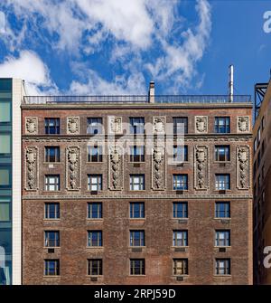 Upper East Side: Mills & Bottomley entwarf die 1049 Park Avenue im Stil des Renaissance Revival. Das Wahrzeichen wurde 1920 errichtet. Stockfoto