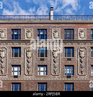 Upper East Side: Mills & Bottomley entwarf die 1049 Park Avenue im Stil des Renaissance Revival. Das Wahrzeichen wurde 1920 errichtet. Stockfoto