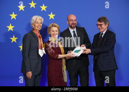Bilder des Jahres 2019, News 12 Dezember News Themen der Woche KW48 News Bilder des Tages 191201 -- BRÜSSEL, 1. Dezember 2019 -- Präsident des Europäischen Parlaments David SASSOLI, Präsident des Europäischen Rates Charles Michel, die Präsidentin der Europäischen Kommission, Ursula von der Leyen, und die Präsidentin der Europäischen Zentralbank, Christine Lagarde R-L, nehmen am 10. Jahrestag des Inkrafttretens des Vertrags von Lissabon im Haus der europäischen Geschichte am 1. Dezember 2019 in Brüssel, Belgien, Teil. BELGIEN-BRÜSSEL-LISSABON-VERTRAG-10 JAHRE ZHANGXCHENG PUBLICATIONXNOTXINXCHN Stockfoto