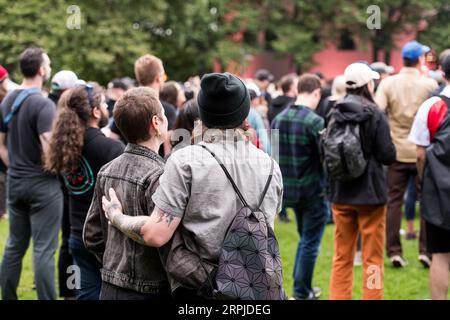 Seattle, USA. September 2023. Die Manhattan Beach-Band tritt auf der Fisher Stage während des Bumbershoot Weekend 2023 auf. Das Festival wurde nach dem Wiederauftreten von Live-Musikfestivals nach der COVID-Pandemie mit Spannung erwartet. James Anderson/Alamy Live News Stockfoto