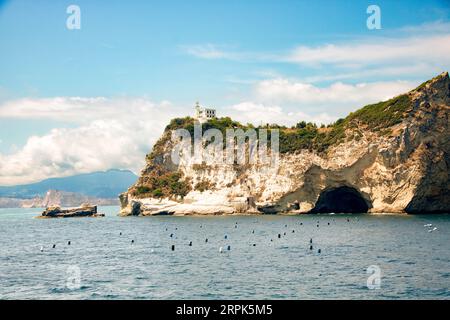 Cape Miseno, die Landzunge, die die nordwestliche Grenze des Golfs von Neapel sowie die Bucht von Pozzuoli in Süditalien markiert Stockfoto