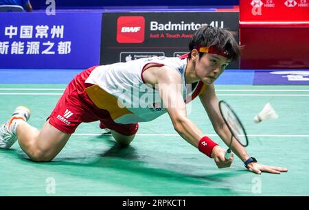 Changzhou, Chinas Provinz Jiangsu. September 2023. Wang Zhiyi aus China kommt beim China Open 2023 in Changzhou, Provinz Jiangsu im Osten Chinas, am 5. September 2023 in der ersten Runde gegen Yeo Jia Min aus Singapur zurück. Quelle: Yang Lei/Xinhua/Alamy Live News Stockfoto