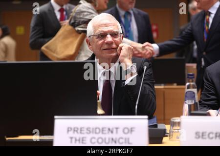 200110 -- BRÜSSEL, 10. Januar 2020 -- der hohe Vertreter der EU für Außen- und Sicherheitspolitik Josep Borrell Fontelles leitet die Tagung des Rates "Auswärtige Angelegenheiten" der EU am 10. Januar 2020 in Brüssel, Belgien. SITZUNG DES RATES (BELGIEN, BRÜSSEL, EU, AUSWÄRTIGE ANGELEGENHEITEN) ZHENGXHUANSONG PUBLICATIONXNOTXINXCHN Stockfoto