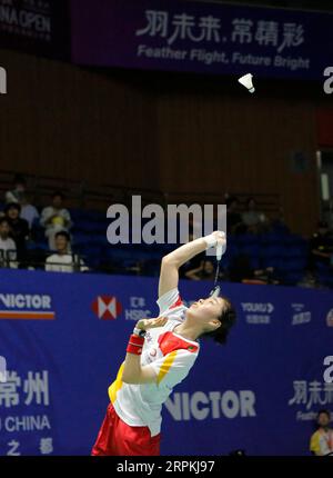 Changzhou, Chinas Provinz Jiangsu. September 2023. Gao Fangjie aus China kommt beim China Open 2023 in Changzhou, Provinz Jiangsu im Osten Chinas, am 5. September 2023 in der ersten Runde gegen Nidaira Natsuki aus Japan zurück. Quelle: Liu Wenhui/Xinhua/Alamy Live News Stockfoto