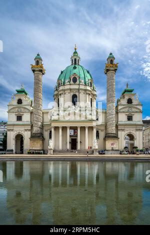 Karlskirche, Wien, Österreich Stockfoto