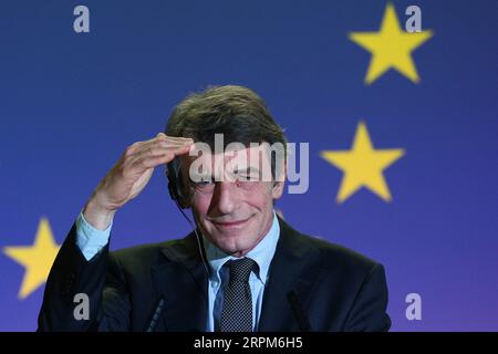 200131 -- BRÜSSEL, 31. Januar 2020 -- der Präsident des Europäischen Parlaments, David SASSOLI, nimmt am 31. Januar 2020 an einer Pressekonferenz zur Zukunft Europas im Parlamentarium in Brüssel, Belgien, Teil. Das Austrittsabkommen des Vereinigten Königreichs tritt am Freitagabend mit dem Austritt des Vereinigten Königreichs aus der EU in Kraft, wodurch die 47-jährige Mitgliedschaft des Landes beendet wird. PORTRAITSBELGIUM-BRÜSSEL-EU-LEADERS-BREXIT ZhengxHuansong PUBLICATIONxNOTxINxCHN Stockfoto