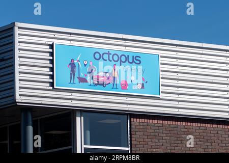 Slough, Berkshire, Großbritannien. September 2023. Ein Büro von Octopus Energy in Slough, Berkshire. Octopus hat angekündigt, dass es plant, Shell’s Haushaltsgas- und -Elektrizitätsgeschäft zu kaufen. Dies würde es zum zweiten Energielieferanten im Vereinigten Königreich machen Stockfoto