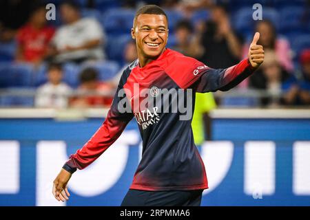 Lyon, Frankreich. September 2023. Kylian Mbappe von PSG während des Ligue 1 Uber Eats-Spiels zwischen Olympique Lyonnais und Paris Saint-Germain spielte am 3. September im Groupama-Stadion in Lyon. (Foto: Matthieu Mirville/PRESSINPHOTO) Credit: PRESSINPHOTO SPORTS AGENCY/Alamy Live News Stockfoto