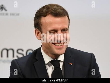 News Bilder des Tages 200215 -- MÜNCHEN, 15. Februar 2020 -- der französische Präsident Emmanuel Macron ist auf der 56. Münchner Sicherheitskonferenz MSC am 15. Februar 2020 in München zu sehen. Macron forderte am Samstag eine europäische Strategie und mehr Maßnahmen auf europäischer Ebene angesichts der Herausforderungen auf der laufenden 56. MSC. DEUTSCHLAND-MÜNCHEN-MSC-MACRON LuxYang PUBLICATIONxNOTxINxCHN Stockfoto