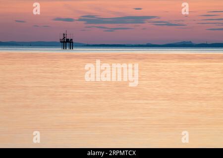 Sonnenuntergang über dem Bodensee, Sommer, Langenargen, Baden-Württemberg, Deutschland Stockfoto