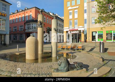 Klostermarktbrunnen von Peter Luban 2003, Zierbrunnen, Klostermarkt, Plauen, Vogtland, Sachsen, Deutschland Stockfoto