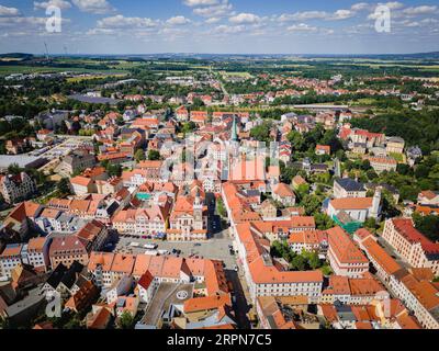 Blick aus der Vogelperspektive auf das Stadtzentrum von Loebau. Loebau ist eine große Kreisstadt im Landkreis Goerlitz in der Oberlausitz in Sachsen Stockfoto