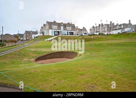 18th Green und Clubhouse zum Moray Golf Club Lossiemouth Schottland Stockfoto