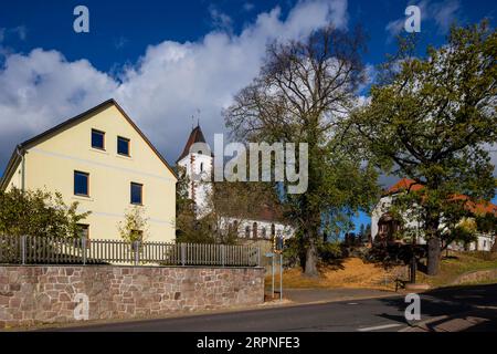 Großweitzschen ist eine Großgemeinde im Norden des Landkreises Mittelsachsen, Freistaat Sachsen. Großweitzschen Kirche Stockfoto