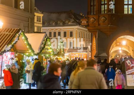 Weihnachtsmarkt in der Altstadt von Goerlitz Stockfoto