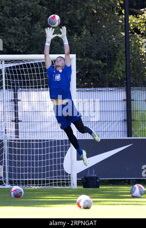 Zeist, Niederlande. September 2023. ZEIST - Torhüter Bart Verbruggen während des Trainings der niederländischen Nationalmannschaft auf dem KNVB Campus am 5. September 2023 in Zeist, Niederlande. Die niederländische Nationalmannschaft bereitet sich auf das Qualifikationsspiel zur Europameisterschaft gegen Griechenland vor. ANP OLAF KRAAK Credit: ANP/Alamy Live News Stockfoto