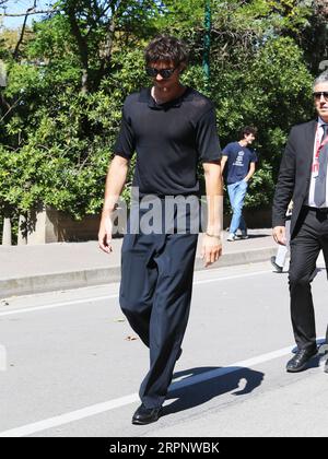 Venedig, Italien. September 2023. Tag 7 - Leute von Venedig - Jacob Elordi spaziert durch das Lido Credit: Independent Photo Agency/Alamy Live News Stockfoto