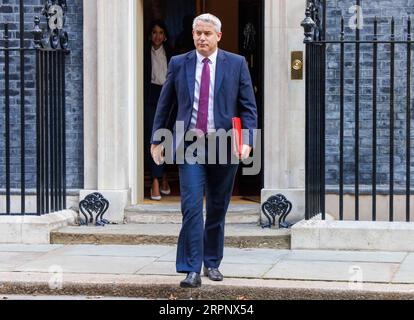 London, Großbritannien. September 2023. Stephen Barclay, Gesundheitsminister, verlässt die erste Kabinettssitzung nach der Sommerpause. Quelle: Mark Thomas/Alamy Live News Stockfoto