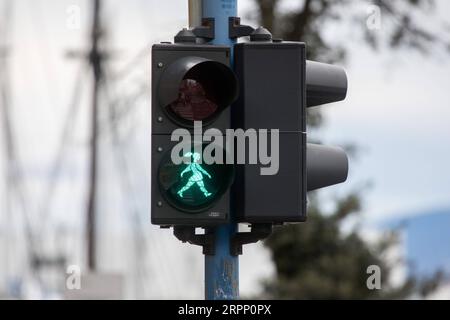 200307 -- RIJEKA KROATIEN, 7. März 2020 Xinhua -- am 7. März 2020, vor dem Internationalen Frauentag, wird in Rijeka, Kroatien, Eine weibliche Ampelfigur gesehen. Ivica Galovic/Pixsell Via Xinhua KROATIEN-RIJEKA-INTERNATIONAL FRAUEN S TAGESLICHTFIGUREN PUBLICATIONxNOTxINxCHN Stockfoto