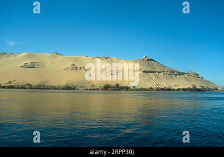 Das Westufer des Nils bei Assuan Egypt Stockfoto