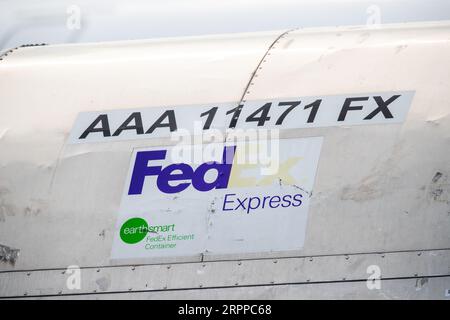 Flughafensymbole, FedEx Express, Örebro Airport, Örebro, Schweden. Stockfoto